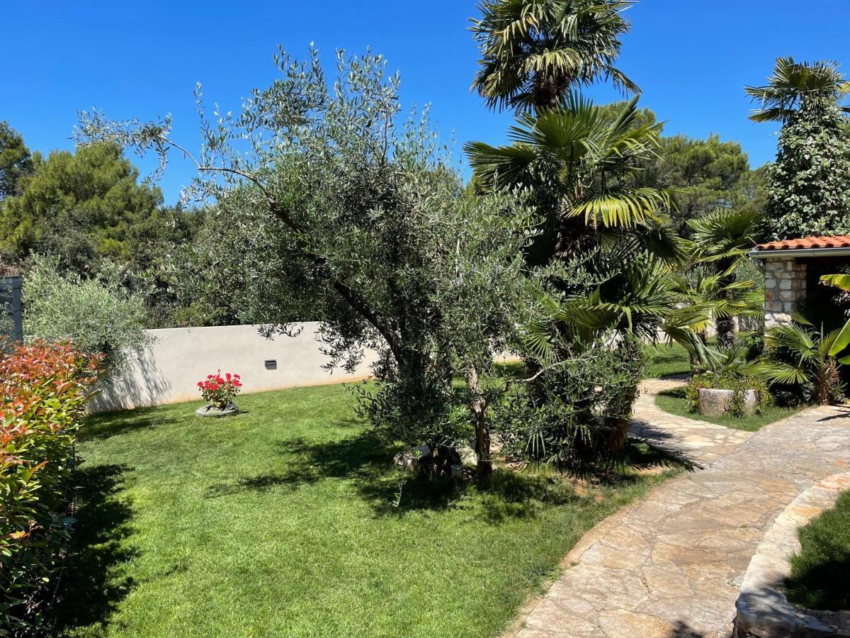 Villa Kos Rovinj Apartments Exterior photo